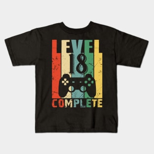 Vintage 18th Wedding Anniversary Level 18 Complete Video Gamer Kids T-Shirt